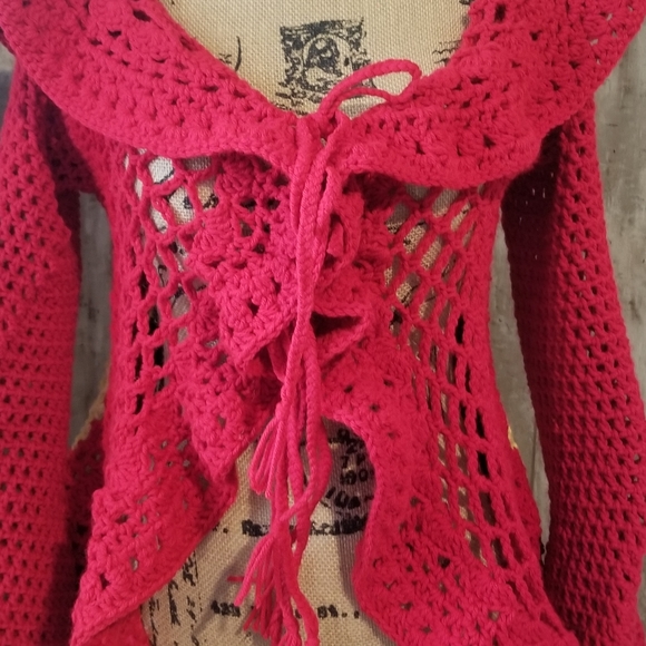 PIXIE DUSTER SWEATER HANDCRAFTED CROCHET - Picture 5 of 7